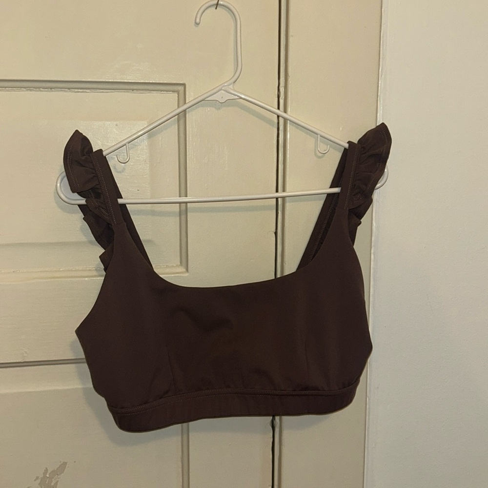 EUC pop flex rufffle bra